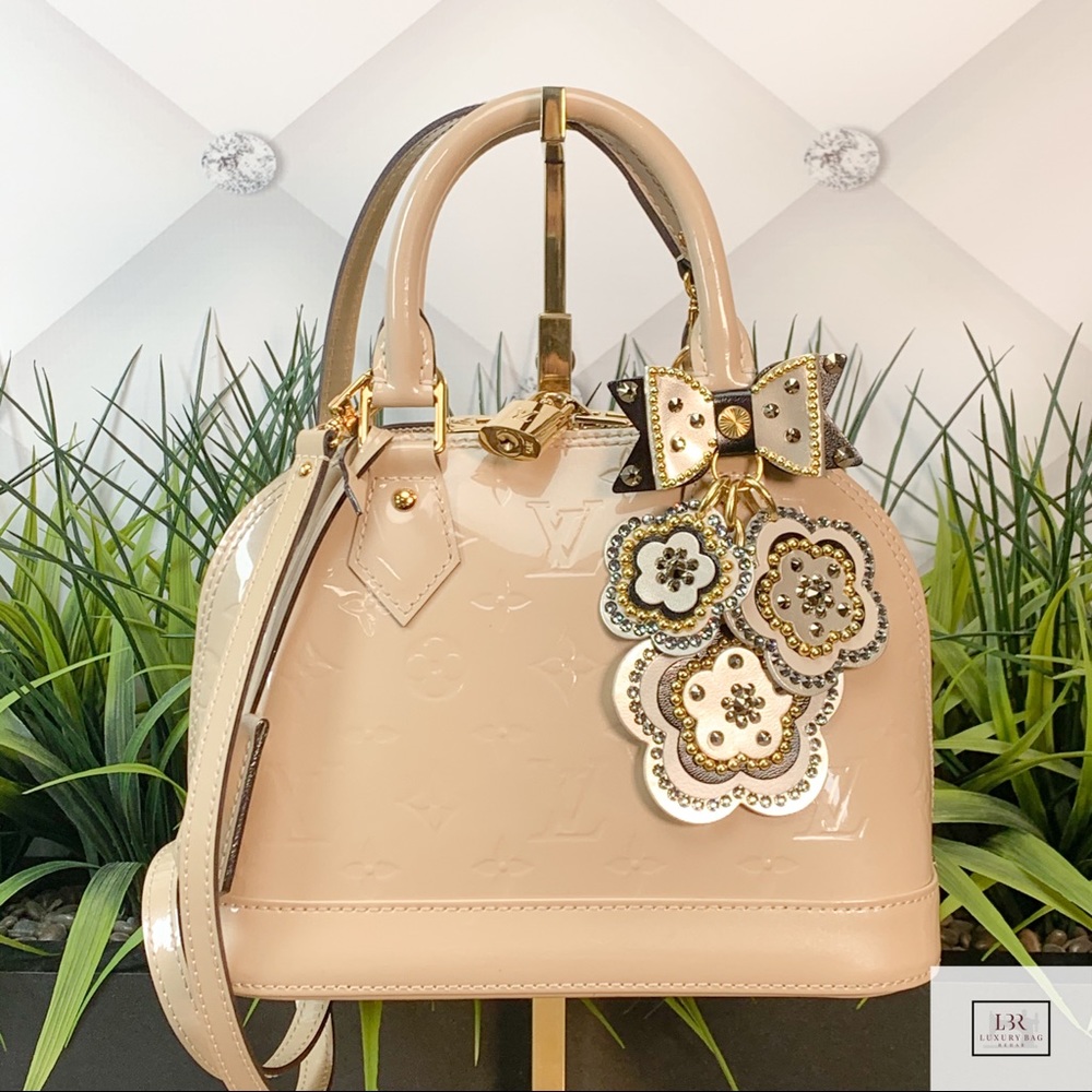 SOLD Louis Vuitton Vernis Alma BB Dune - Picture 13 of 14